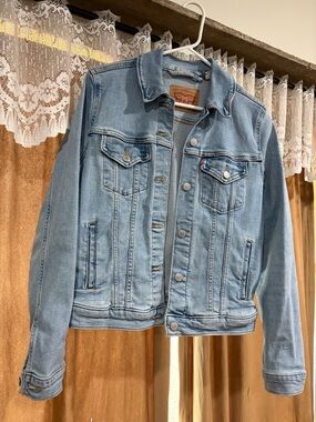 Levi's Light Blue Denim Jacket - Classic Men's Trucker thick heavy weight